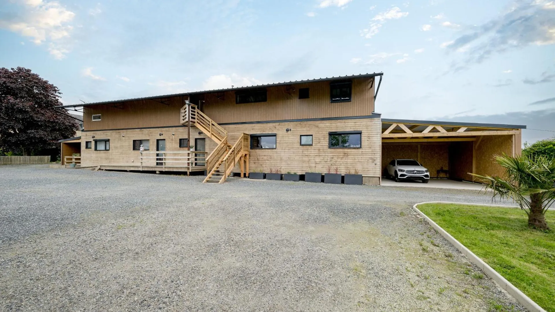 Le Hangar Atypique, Ploufragan Franciaország